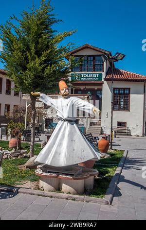 Statue d'un derviche à Konya.Turkey. Banque D'Images