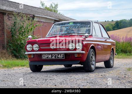 Coupé Hillman Imp conçu par l'écusson classique Sunbeam Stiletto Banque D'Images