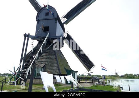 Kinderdijk, pays-Bas - Mai 28 2017 : moulin à vent historique de Kinderdijk, attraction touristique populaire près de Rotterdam et du site de l'UNESCO Banque D'Images
