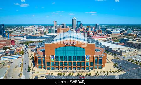 Vue aérienne du Lucas Oil Stadium et de Indianapolis Skyline Banque D'Images