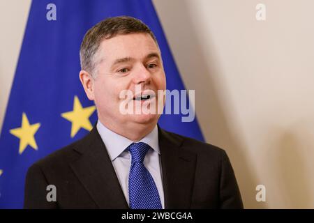 RIGA, Lettonie. 9 janvier 2024. Arvils Aseradens, ministre letton des Finances, rencontre Paschal Donohoe (photo), président de l'Eurogroupe, ministre irlandais des dépenses publiques, de la mise en œuvre du plan de développement national et de la réforme. Crédit : Gints Ivuskans/Alamy Live News Banque D'Images