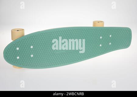Bordeaux , France - 01 08 2024 : logo de la marque Penny australia et signe de texte Sport Green Skateboard isolé sur fond gris blanc Banque D'Images