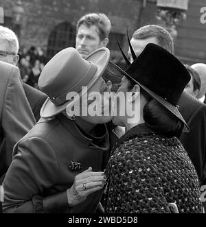 DANEMARK / COPENHAGUE .famille royale danoise S.M. la Reine Margrethe II, son mari le prince Henrik de Danemark, Cornw le prince frederik et la Couronne princesse Marie, Prince joachim et princesse Marie et reine sœur princesse Benedikte arrive à l'ouverture de la vie politique danoise danois Parlement aujourd'hui mardi 5 octobre 2010 PHOTO DE FRANCIS JOSEPH DEAN / DEAN PICTURES Banque D'Images