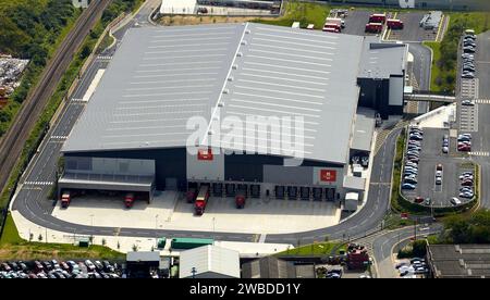 Nouveau centre de distribution de courrier Royal, Medway, Kent, Angleterre du Sud-est, Royaume-Uni, tourné depuis les airs Banque D'Images