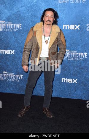 Gabriel Luna BEI der Premiere der HBO TV-Serie True Detective : Night Country im Paramount Theater. Los Angeles, 09.01.2024 *** Gabriel Luna à la première de la série télévisée HBO True Detective Night Country au Paramount Theater Los Angeles, 09 01 2024 Foto:xD.xStarbuckx/xFuturexImagex Detective 4337 Banque D'Images