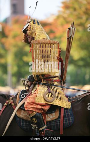 Kyoto, Japon - 22 octobre 2007 : le général Sakanoue Tamuramoro en armure complète à cheval. Festival Jidai. Kyoto. Japon Banque D'Images