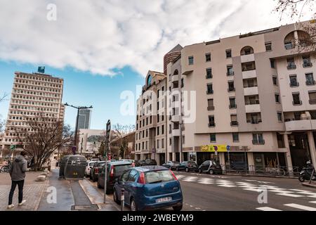 Lyon, France - 30 janvier 2022 : immeubles de bureaux et résidences modernes dans le quartier part-Dieu de Lyon, France. Banque D'Images