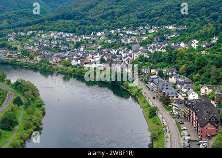 Vue sur Cochem et la Moselle, Cochem, Rhénanie-Palatinat, Allemagne Banque D'Images