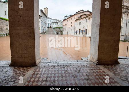 Cathédrale romaine de Spoleto - Italie Banque D'Images