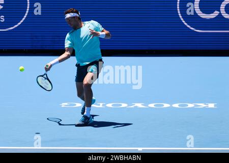 11 janvier 2024 : MELBOURNE, AUSTRALIE - 11 JANVIER : Casper Ruud de Norvège jouant contre Jannik Sinner d'Italie le deuxième jour du Kooyong Classic 2024 à Kooyong le 11 janvier 2024 à Melbourne, Australie. (Image de crédit : © Chris Putnam/ZUMA Press Wire) USAGE ÉDITORIAL SEULEMENT! Non destiné à UN USAGE commercial ! Banque D'Images