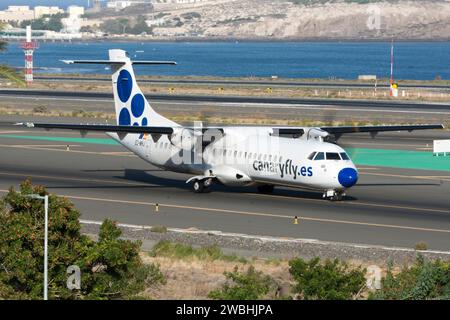 ATR72, avion régional Canaryfly Banque D'Images