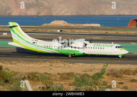 Avion turbopropulseur ATR72 de la compagnie Binter Canarias Banque D'Images