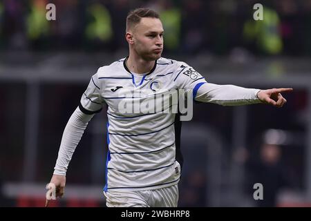 Milan, Italie. 10 janvier 2024. Teun Koopmeiners d'Atalanta célèbre son but lors du match de football de quart de finale de la coupe d'Italie entre l'AC Milan et Atalanta à Milan, Italie, le 10 janvier 2024. Crédit : Valeria Abis/Xinhua/Alamy Live News Banque D'Images