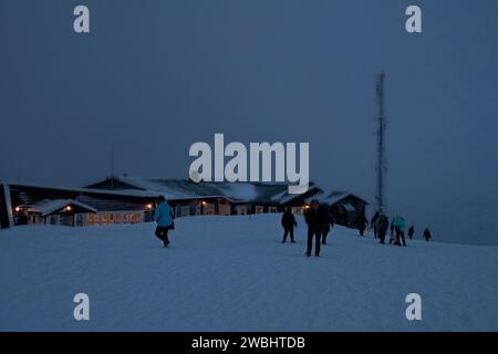 Scène hivernale au sommet du mont Storsteinen Tromso Norvège Banque D'Images