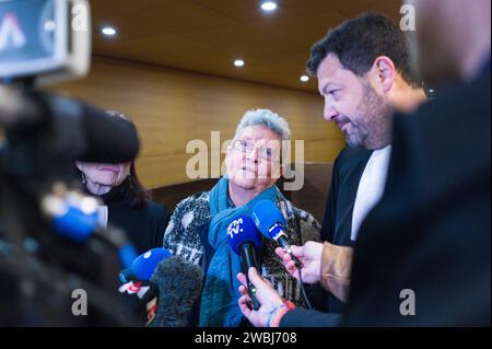 Lyon, France. 11 janvier 2024. Conférence de presse à l'intérieur du tribunal. Genevieve Legay, palais de justice de Lyon. Le procès du commissaire Rabah Souchi, qui a ordonné l'accusation de police qui a gravement blessé Geneviève Legay en 2019. France, Lyon, 11 janvier 2024. Photo de Patricia Huchot-Boissier/ABACAPRESS.COM crédit : Abaca Press/Alamy Live News Banque D'Images