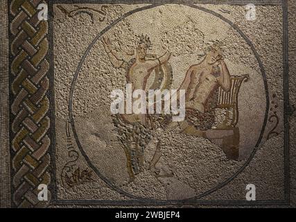 Apollo et Daphne. Panneau de mosaïque romaine. 3e-4e siècles AD. Détails. De Torre de Palma Villa lusitano-romaine, Monforte, quartier de Portalegre, Portugal. Musée national d'archéologie. Lisbonne, Portugal. Banque D'Images