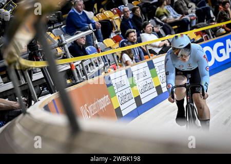 Apeldoorn, pays-Bas. 11 janvier 2024. La Belge Nicky Degrendele photographiée en action lors du sprint féminin des Championnats d'Europe UEC Track Elite 2024 à Apeldoorn, pays-Bas, jeudi 11 janvier 2024. Les Championnats d'Europe se déroulent du 10 au 14 janvier. BELGA PHOTO DIRK WAEM crédit : Belga News Agency/Alamy Live News Banque D'Images