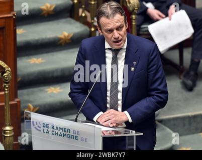 Bruxelles, Belgique. 11 janvier 2024. Le ministre de la Justice Paul Van Tigchelt photographié lors d’une séance plénière de la Chambre au Parlement fédéral à Bruxelles, le jeudi 11 janvier 2024. BELGA PHOTO ERIC LALMAND crédit : Belga News Agency/Alamy Live News Banque D'Images