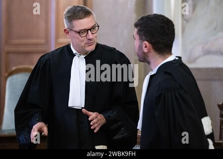 Bruxelles, Belgique. 11 janvier 2024. L’avocat Laurent Kennes photographié lors de la première journée du procès en assises de Daraaoui à la Cour d’assises de Bruxelles-capitale, à Bruxelles, jeudi 11 janvier 2024. Daraaoui est accusé du meurtre de Jean-Baptiste Grondein le 02 août 2022 à Bruxelles. BELGA PHOTO LAURIE DIEFFEMBACQ crédit : Belga News Agency/Alamy Live News Banque D'Images