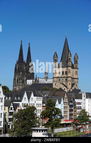 Allemagne, Rhénanie du Nord-Westphalie, Cologne, vieille ville historique, Cathédrale de Cologne, rue Groß Martin, vieilles maisons de ville à Frankenwerft Banque D'Images