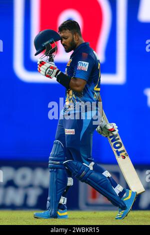 Colombo, Sri Lanka. 11 janvier 2024. Le Sri Lanka Avishka Fernando réagit en quittant le terrain après son licenciement lors du 3e match international de cricket d'une journée (ODI) entre Sri Lanka et Zimbabwe au R. Premadasa Stadium à Colombo le 11 janvier 2024. Viraj Kothalwala/Alamy Live News Banque D'Images