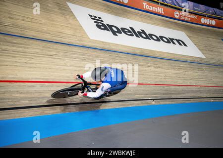 HELAL Rayan ( FRA ) – France – Querformat - quer - horizontal - Paysage - Evénement/Veranstaltung : UEC Track Cycling European Championships 2024 - Apeldoorn - Catégorie/Catégorie : Cyclisme sur piste – Championnats d'Europe - lieu/Ort : Europe – pays-Bas - Apeldoorn - Omnisport - discipline: Team Sprint - Elite hommes - distance : . M - Date/Datum : 10.01.2024 – mercredi – jour 1 - photographe : © Arne Mill - frontalvision.com Banque D'Images