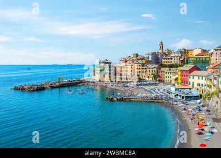 Architecture colorée de Bogliasco, vue d'en haut, Italie Banque D'Images