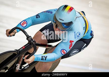 DEGRENDELE Nicky ( bel ) – Belgique – Querformat - quer - horizontal - Paysage - Event/Veranstaltung : UEC Track Cycling European Championships 2024 - Apeldoorn - Catégorie/Catégorie : Cyclisme sur piste – Championnats d'Europe - lieu/Ort : Europe – pays-Bas - Apeldoorn - Omnisport - discipline: Sprint - Elite Women - distance : 200 m - Date/Date de référence : 11.01.2024 – jeudi – jour 2 - photographe : © Arne Mill - frontalvision.com Banque D'Images