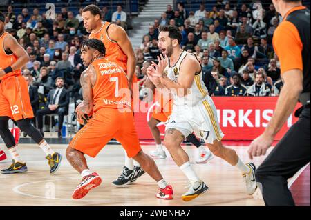 Madrid, Madrid, Espagne. 11 janvier 2024. Facundo Campazzo du Real Madrid lors du match de basket-ball Euroleague entre le Real Madrid et Valence au Wizink Center de Madrid, Espagne. (Image de crédit : © Alberto Gardin/ZUMA Press Wire) USAGE ÉDITORIAL SEULEMENT! Non destiné à UN USAGE commercial ! Banque D'Images