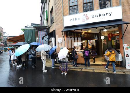 Dihua Street est une rue historique avec des boutiques traditionnelles et des cafés à Taipei, Taiwan. Banque D'Images