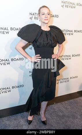 New York, États-Unis. 11 janvier 2024. Laura Linney assiste au gala de remise des prix du National Board of Review 2024 au Cipriani 42nd Street à New York le 11 janvier 2024. (Photo de Lev Radin/Sipa USA) crédit : SIPA USA/Alamy Live News Banque D'Images