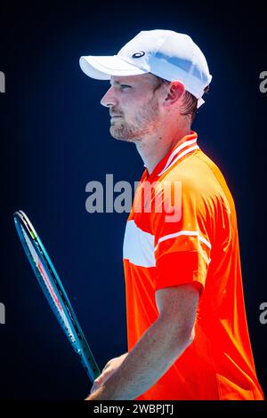 Melbourne, Australie. 12 janvier 2024. Le Belge David Goffin photographié en action lors d'un match de qualification masculine en troisième et dernière ronde entre le Belge Goffin et le canadien Diallo, au tournoi de tennis du Grand Chelem « Open d'Australie », vendredi 12 janvier 2024 à Melbourne Park, Melbourne, Australie. L’édition 2024 du Grand Chelem australien se déroule du 14 au 28 janvier. BELGA PHOTO PATRICK HAMILTON crédit : Belga News Agency/Alamy Live News Banque D'Images