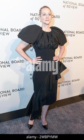 New York, New York, États-Unis. 11 janvier 2024. Laura Linney assiste au gala des National Board of Review Awards 2024 au Cipriani 42nd Street à New York le 11 janvier 2024 (image de crédit : © Lev Radin/ZUMA Press Wire) À USAGE ÉDITORIAL SEULEMENT! Non destiné à UN USAGE commercial ! Banque D'Images