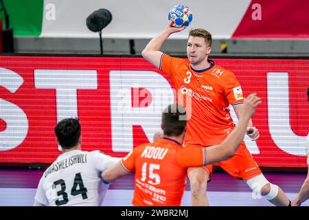 Mannheim, Allemagne, le 11 janvier 2024, Ivar Stavast des pays-Bas lors de l'Euro 2024, match de football du Groupe E entre les pays-Bas et la Géorgie le 11 janvier 2024 au SAPP Arena de Mannheim, Allemagne Banque D'Images