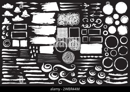 Ensemble de coups de craie grungy abstraits, tourbillons, cercles et cadres peints à la main avec effet tableau noir. Illustration vectorielle Illustration de Vecteur