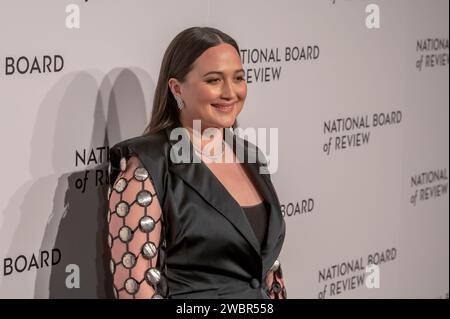 New York, États-Unis. 11 janvier 2024. Lily Gladstone assiste au gala du National Board of Review 2024 à Cipriani 42nd Street à New York. (Photo Ron Adar/SOPA Images/Sipa USA) crédit : SIPA USA/Alamy Live News Banque D'Images