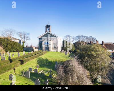 Vue aérienne de St marys l'église vierge à Glynde sur le sud de Downs East Sussex Banque D'Images