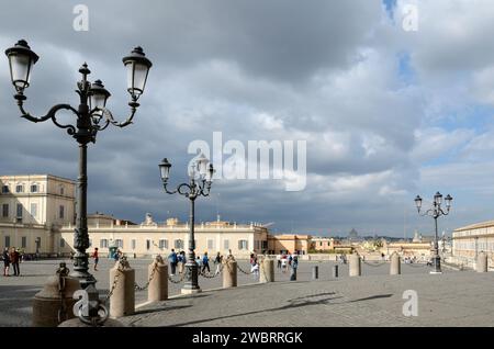 Basilica di San Pietro vue de Piazza del Quirinale, Rome, Latium, Italie, Europe Banque D'Images