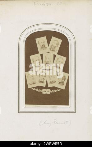 Collage photographique de 9 portraits miniatures de princes, soldats et politiciens allemands de la période 1830-1866, dont Otto von Bismarck, août Parisot, v. 1870 Photographie. Carte de visite partie de l'album photo avec 123 cartes-de-visite de membres de maisons royales européennes, politiciens et personnalités connues. carton. papier. support photographique albumen estampe personnes historiques. souverain, souverain. politicien, p. ex. chef de parti. prince Banque D'Images