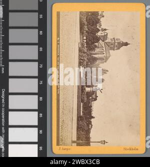 Karl XII's Square a Sankt Jacob's Church, Stockholm, Johannes Jaeger, 1865 - 1890 Photographie. Carte visite Stockholm Cardboard. papier albumen print église (extérieur). place, place, cirque, etc Karl XII : S torg Banque D'Images