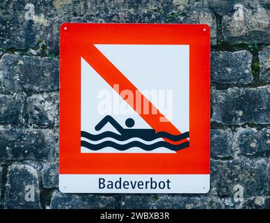 'Badeverbot', baignade interdite (Suisse) Banque D'Images