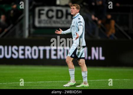 Den Haag, Nederland. 12 janvier 2024. DEN HAAG, NEDERLAND - JANVIER 12 : Simon Colyn de de Graafschap fait des gestes lors du match néerlandais Keuken Kampioen Divisie entre ado Den Haag et de Graafschap au Bingoal Stadion le 12 janvier 2024 à Den Haag, Nederland. (Photo Hans van der Valk/Orange Pictures) crédit : dpa/Alamy Live News Banque D'Images