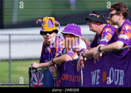 Sydney, Australie. 12 janvier 2024. Les fans de Perth Glory montrent leur soutien avant le match RD12 féminin de La A-League entre Melbourne Victory et Perth Glory à Leichhardt Oval le 12 janvier 2024 à Sydney, Australie Credit : IOIO IMAGES/Alamy Live News Banque D'Images