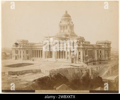 Extérieur du Palais de Justice à Bruxelles, Louis Antoine Pamard, 1870 - 1900 photographie Bruxelles papier albumen print extérieur  représentation d'un bâtiment. Palais de justice Banque D'Images