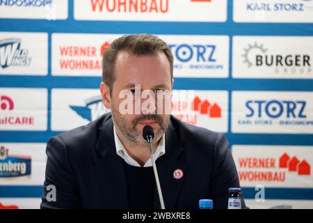 Villingen Schwenningen, Deutschland. 12 janvier 2024. Entraîneur Thomas Dolak (Düsseldorfer EG/DEG) BEI der Pressekonferenz, PK nach dem Spiel der DEL 23-24, 37. Sptg. : Schwenninger Wild Wings vs Düsseldorfer EG (DEG) crédit : dpa/Alamy Live News Banque D'Images