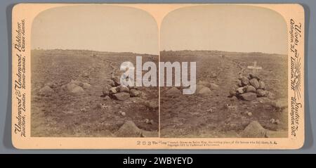 Vue d'un cimetière sur tête d'espion à Natal, Underwood et Underwood, support photographique de 1901 stéréographe Spionkop. tombe d'impression d'albumine de carton, tombe. (Haute) colline Spionkop Banque D'Images