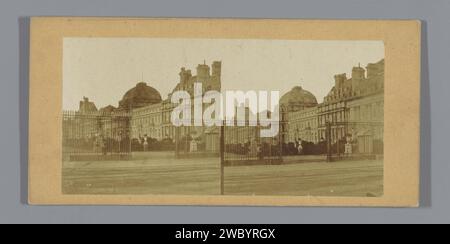 Extérieur du Palais des Tuileries à Paris, Anonyme, v. 1860 - avant 1871 stéréographie Paris carton. support photographique impression albumine façade (de maison ou de bâtiment). palais Tuileriep-palpal Banque D'Images