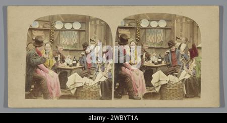Boire des gens dans un pub sur St. Patrick's Day, Anonymous, 1852 - 1863 Stereography Cardboard. papier albumen imprimer célébrations périodiques, fêtes populaires. auberge, café, maison publique, etc Banque D'Images