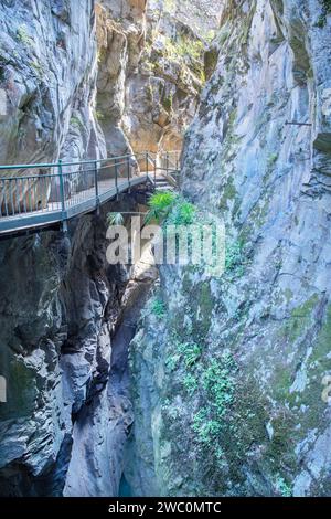 La cascade et le gouffre Orido di Bellano - Lac de Côme. Banque D'Images