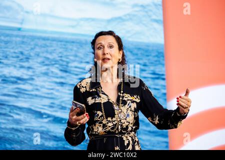 Munich, Allemagne. 13 janvier 2024. Sandrine Dixson-Decleve, co-présidente du Club de Rome, intervient lors de la conférence innovation Digital Life Design (DLD). DLD est une conférence sur les tendances Internet et les développements en matière de numérisation. Crédit : Matthias Balk/dpa/Alamy Live News Banque D'Images